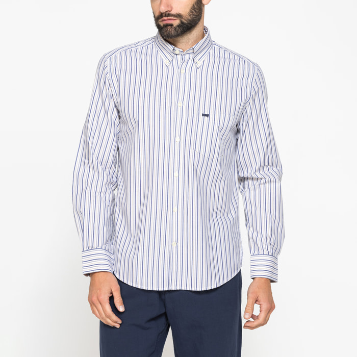 CAMICIA BUTTON-DOWN CON MANICA LUNGA E TASCHINO