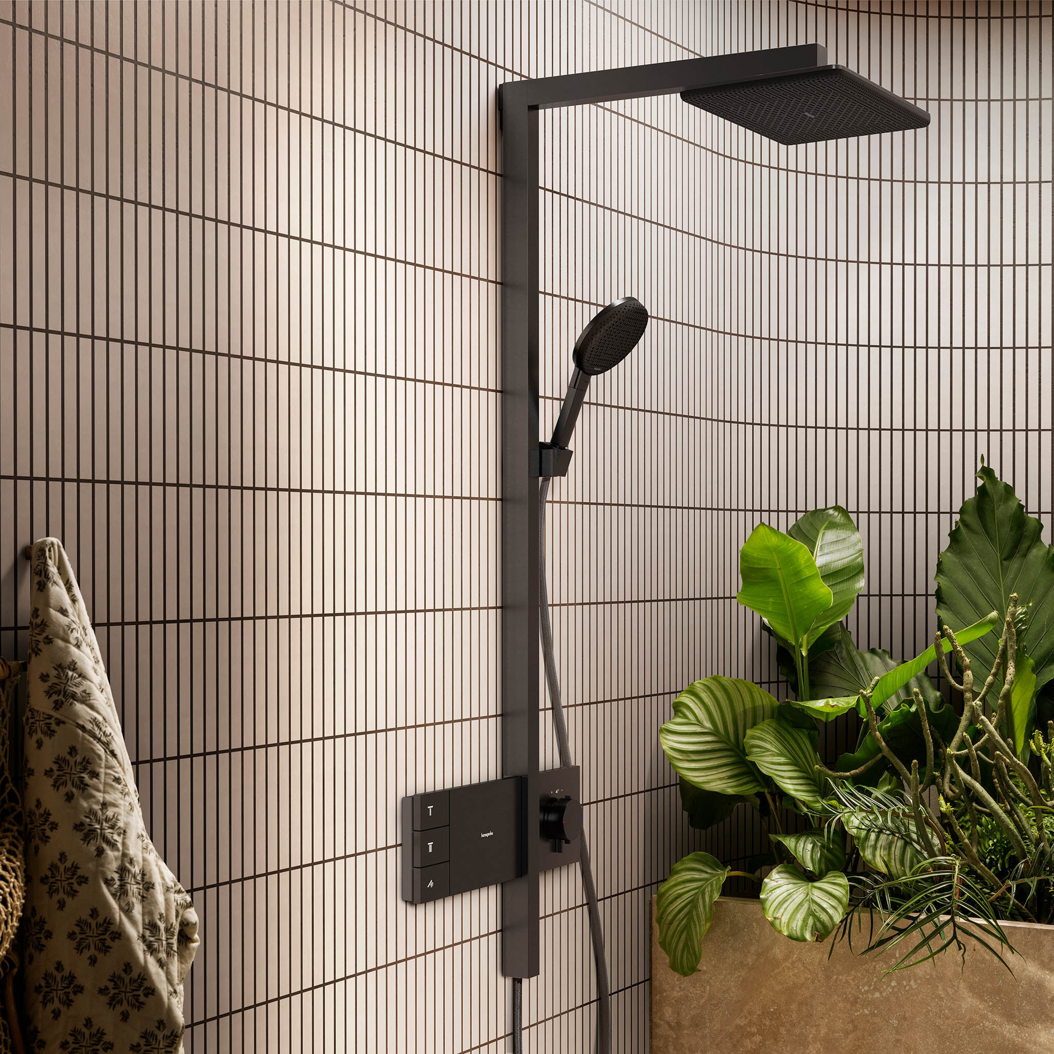 Colonne de douche Raindance Alive Q 2 jets avec thermostatique ShowerSelect Comfort, noir chromé brossé