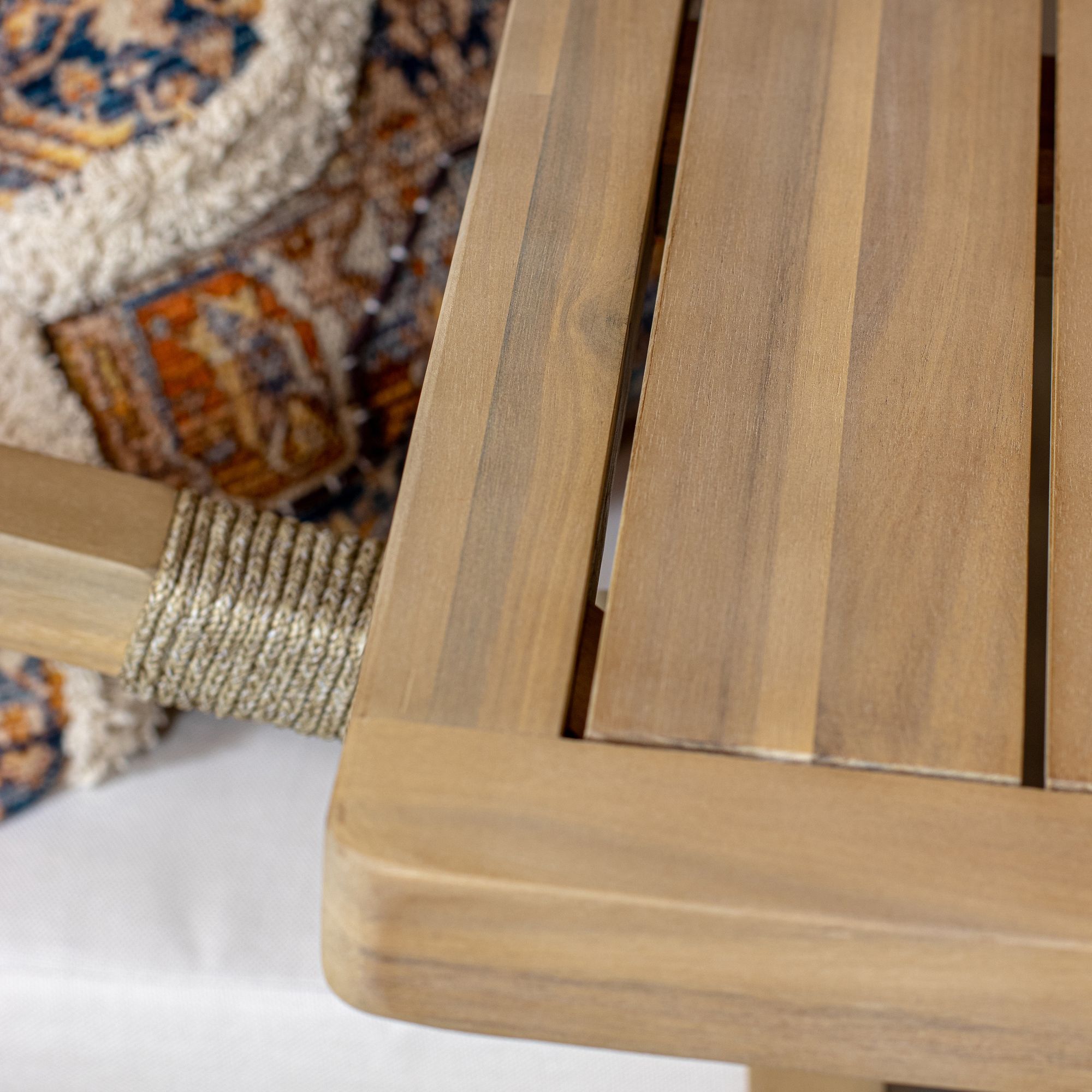 Ensemble table haute et chaises en bois d'acacia 4 places SAONA