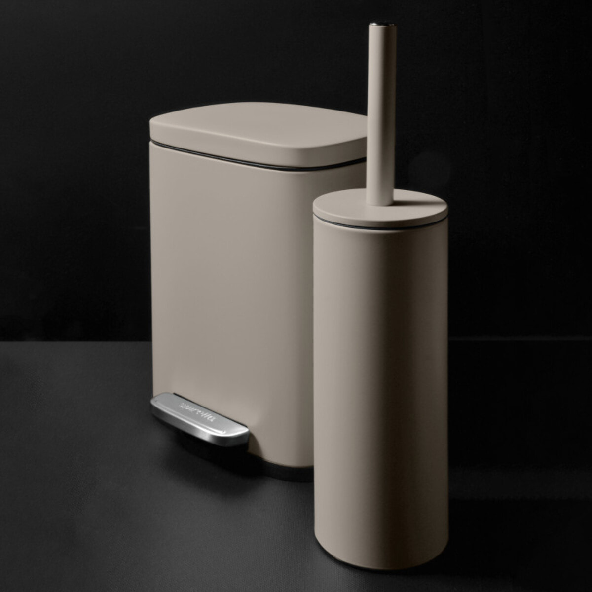 Set Poubelle à  pédale 5L & Brosse Wc AKIRA Taupe mat Spirella