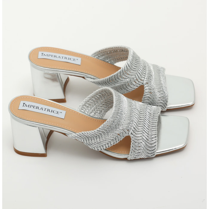 Sandali in simil pelle con tacco comodo quadrato