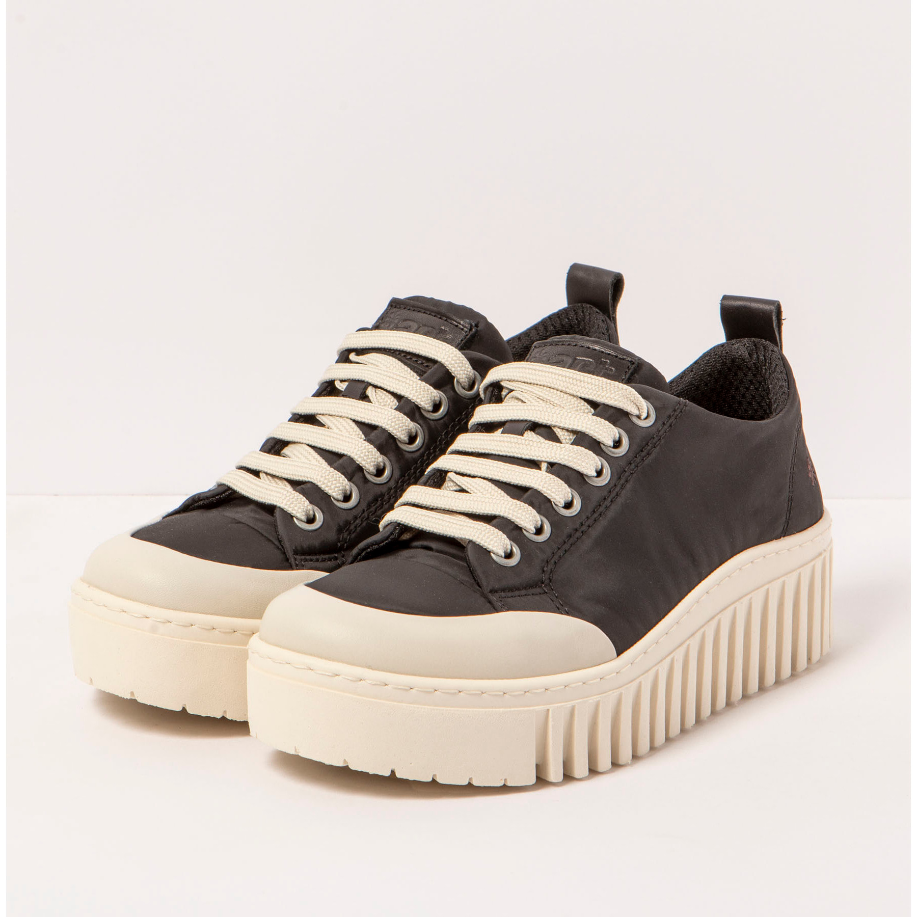 Zapatos 1534 NYLON BLACK/BRIGHTON color Black