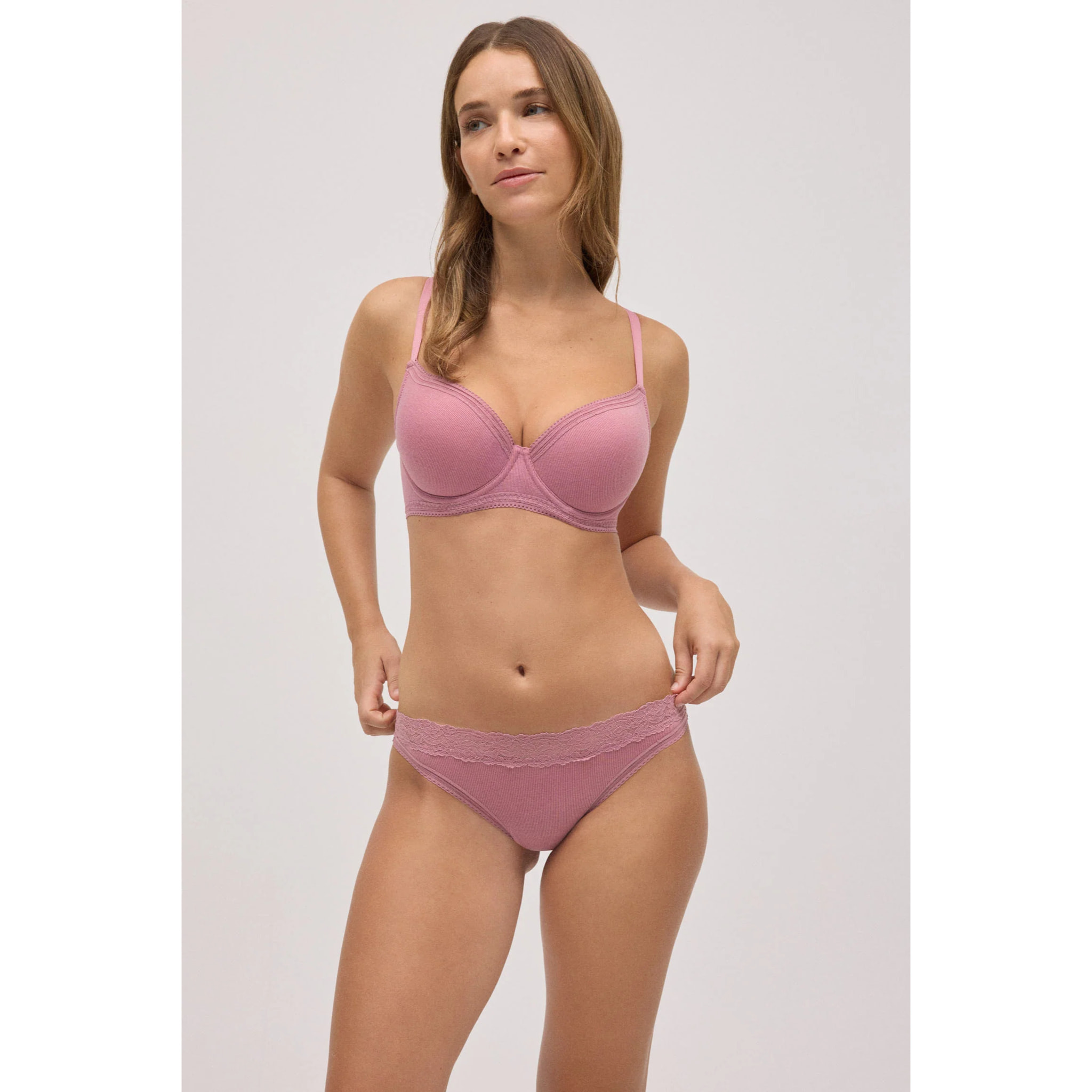Slip brasiliani a coste con pizzo rosa