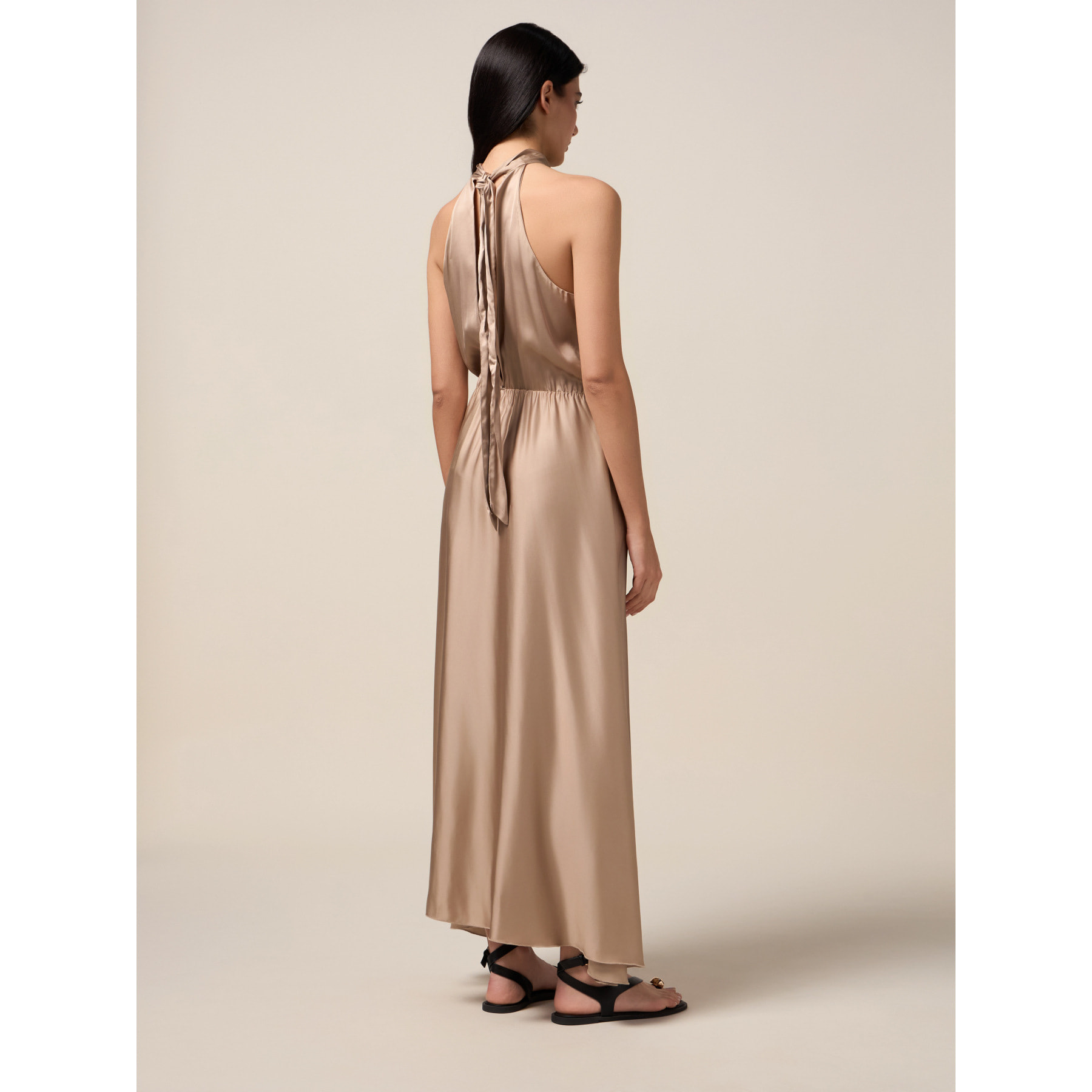 Oltre - Vestido largo de satén con flor - Beige