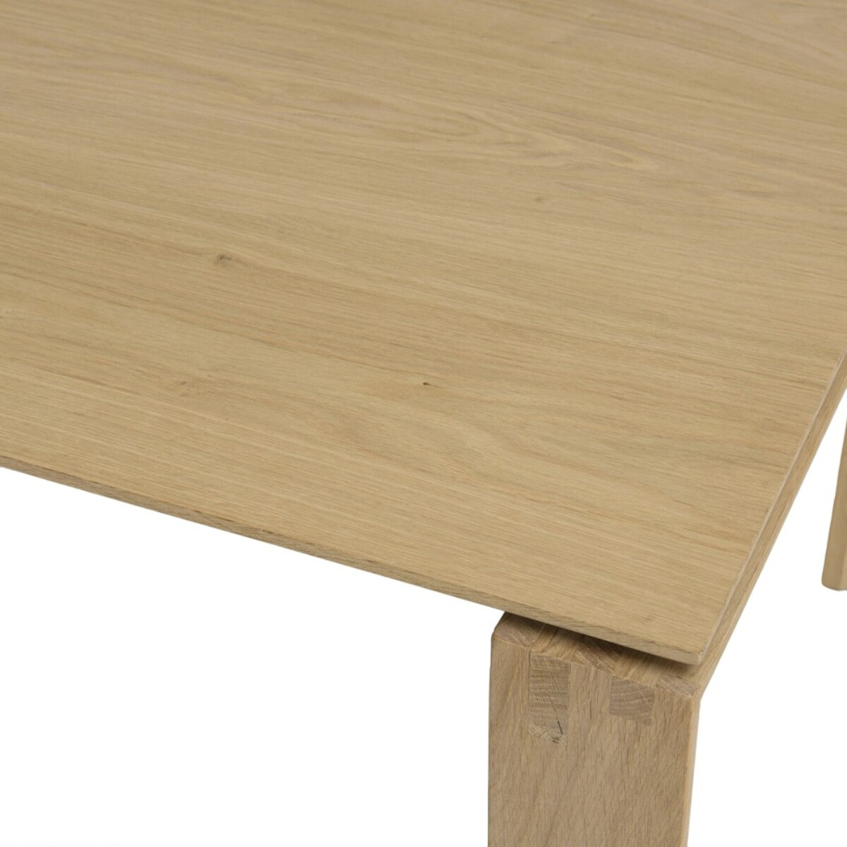 MAXENCE - Table à manger rectangulaire extensible 220/320cm bois chêne