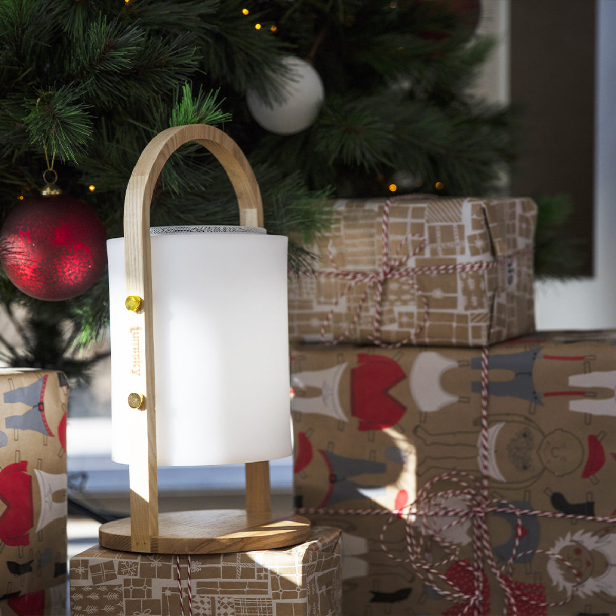 Lampe enceinte bluetooth multicolore WOODY PLAY H37cm