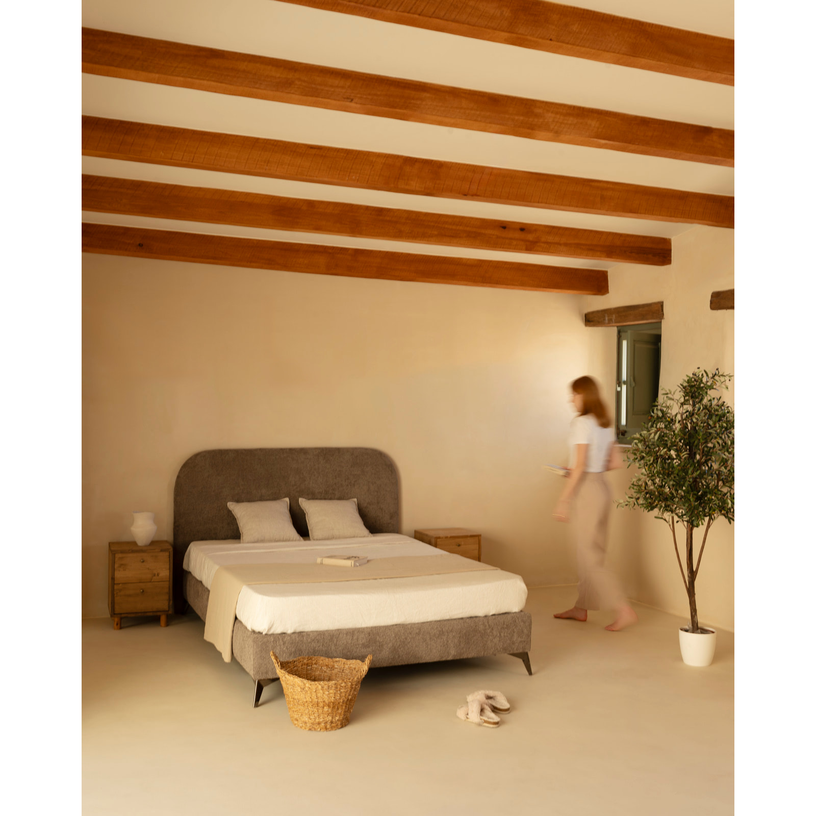 Lit rembourré en taupe boculé pour les matelas en différentes tailles