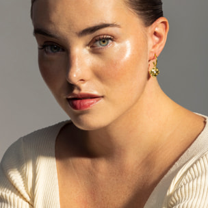 Pendientes de Madreperla Blanca acabados en oro amarillo de 18K- Oriel