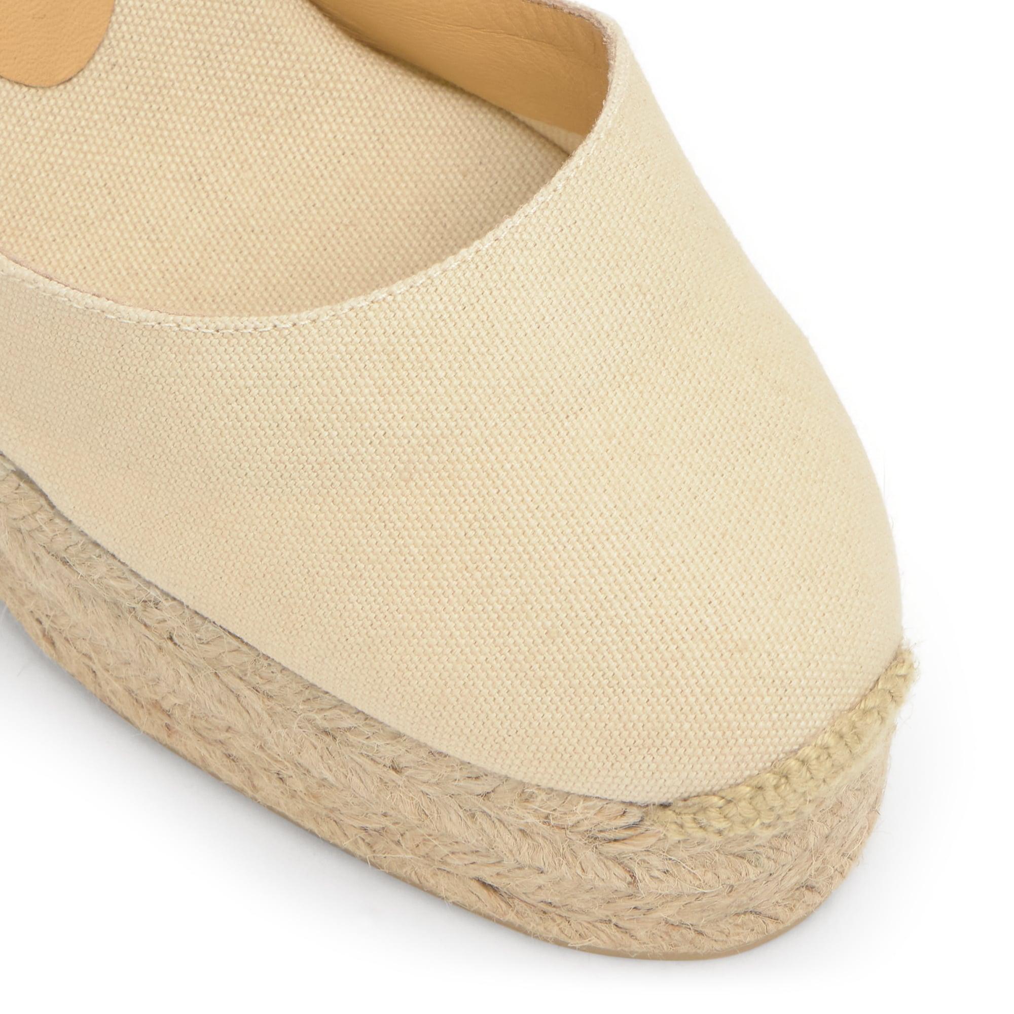 Alpargata de cuña 8 cm en lona de algodón con talonera trenzada y pulsera al tobillo