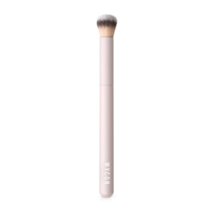 F106 BUFFING CONCEALER Pennello viso di piccole dimensioni dalla forma arrotondata.