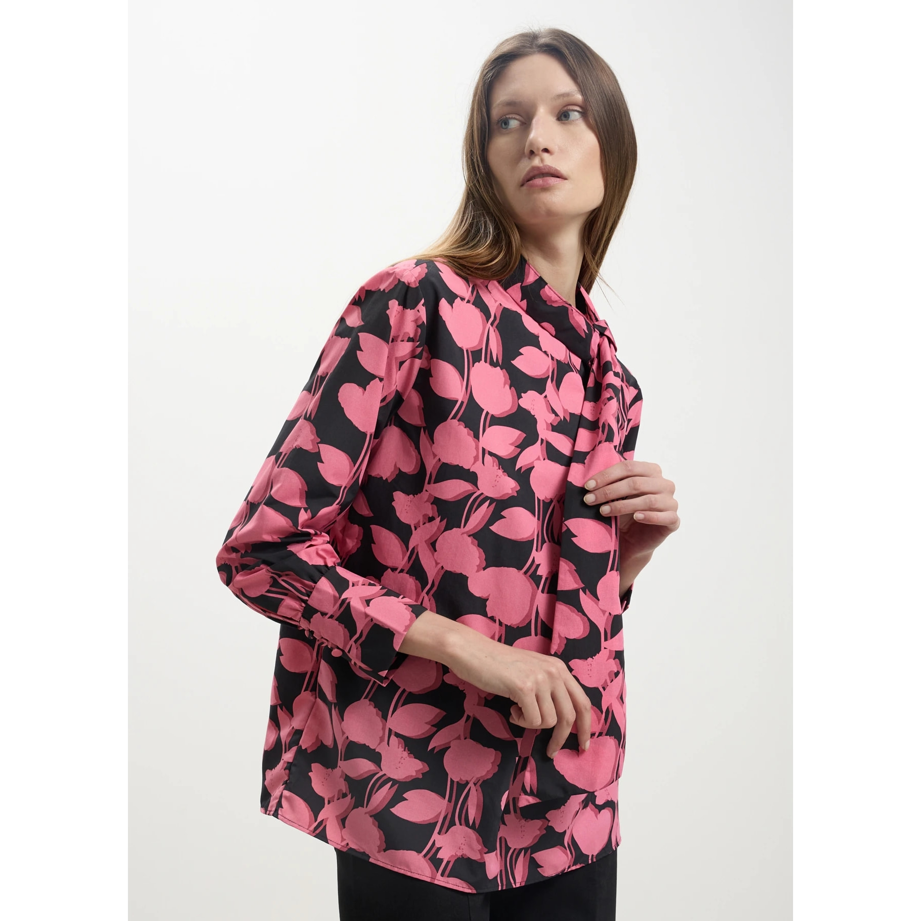 Blusa con fiocco