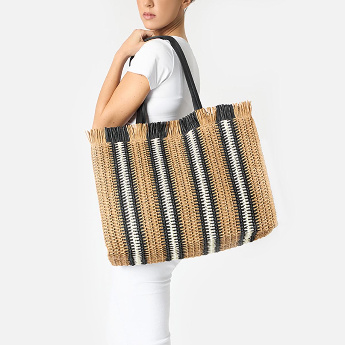 Borsa donna mare grande nera in raffia