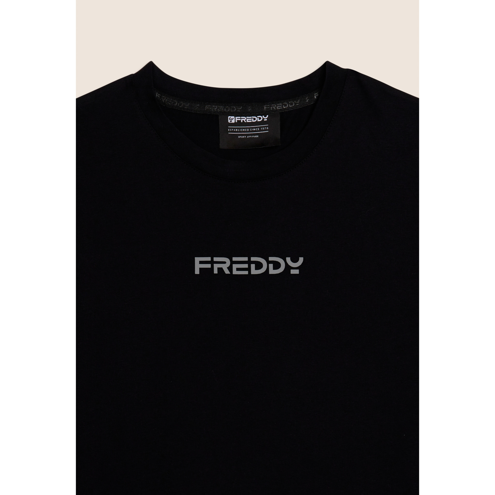 T-shirt uomo in cotone con logo minimal