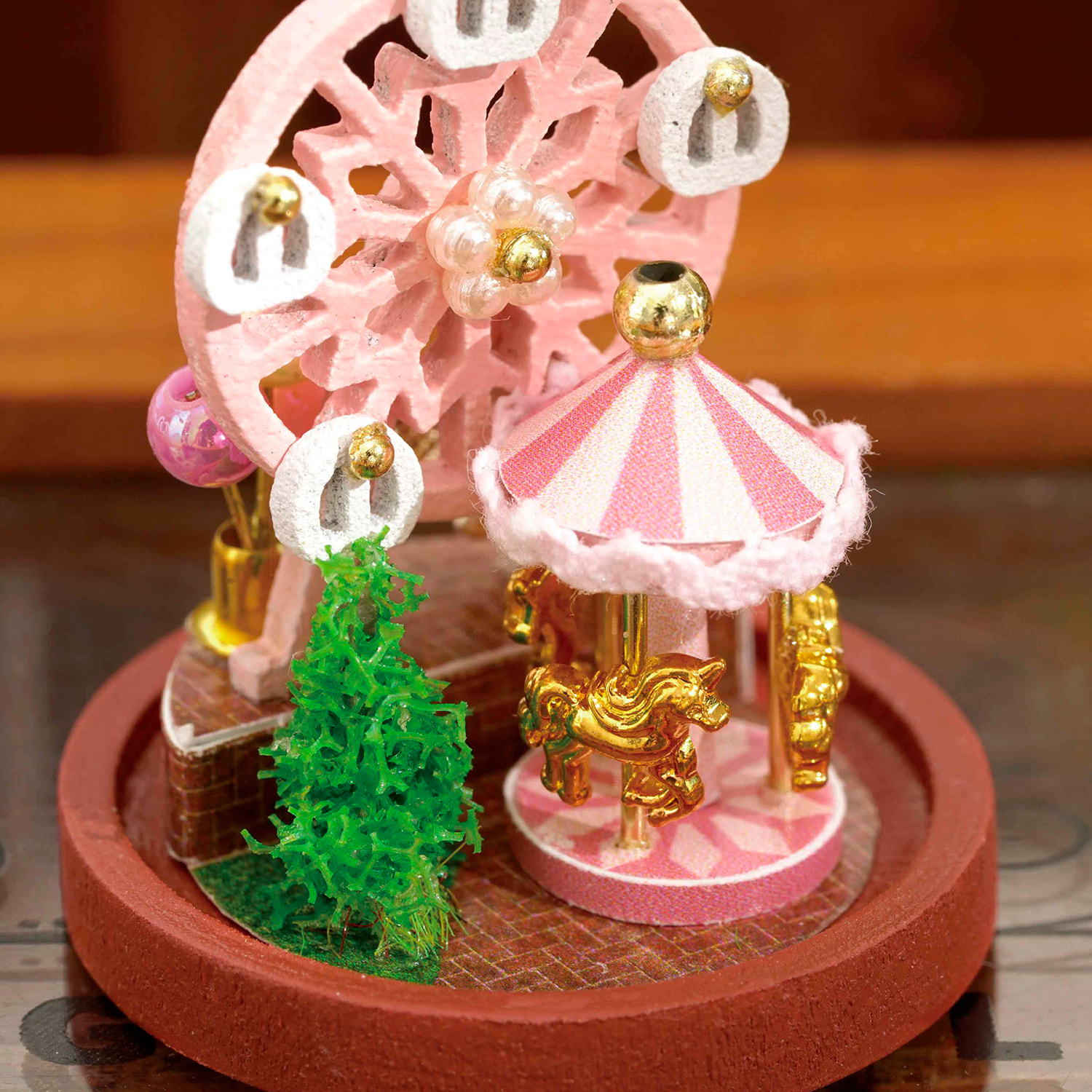 Maqueta 3D Fairy Tale Playground mini 2x2,6x4,5 cm.