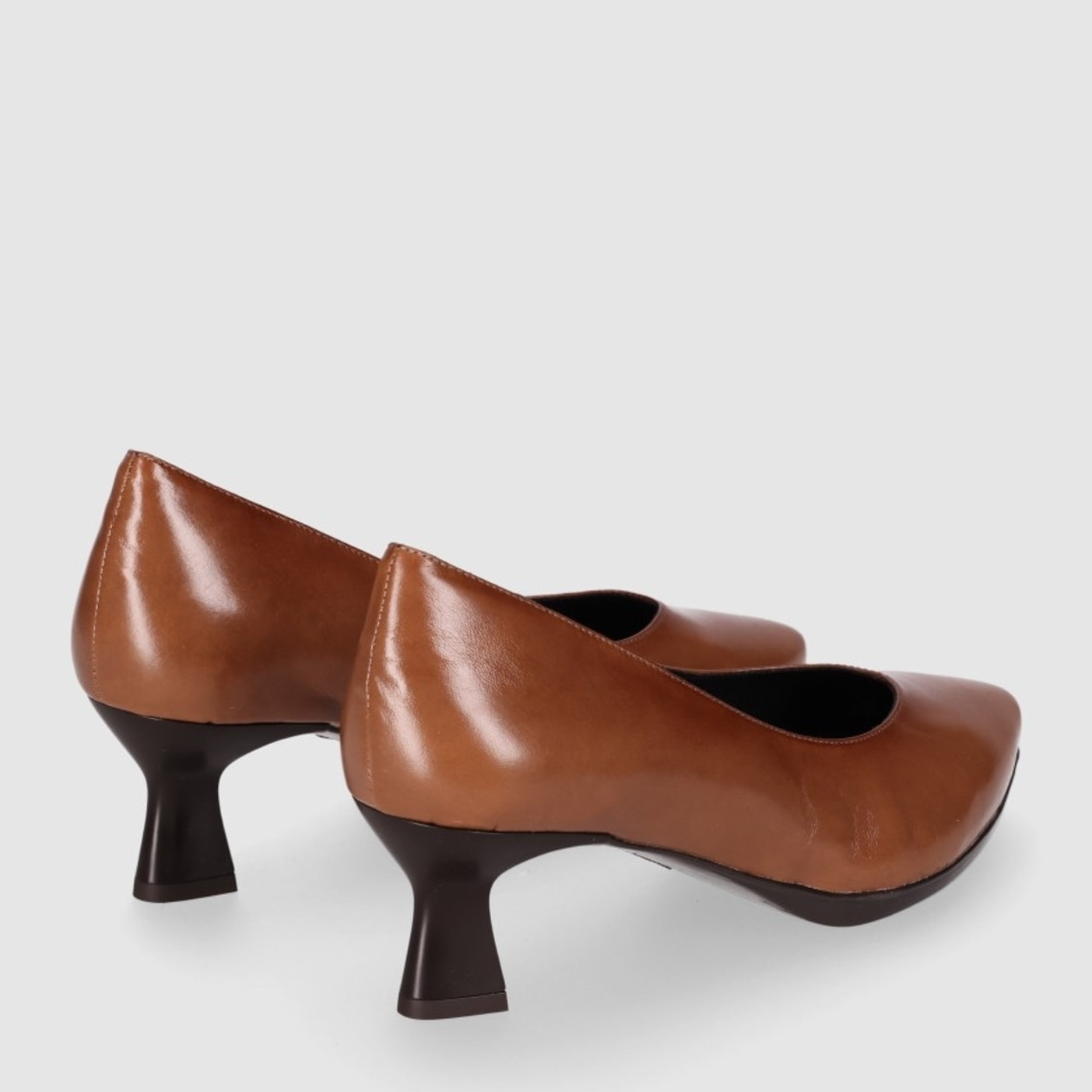 Zapatos de Piel - Taupe - Tacón: 6 cm