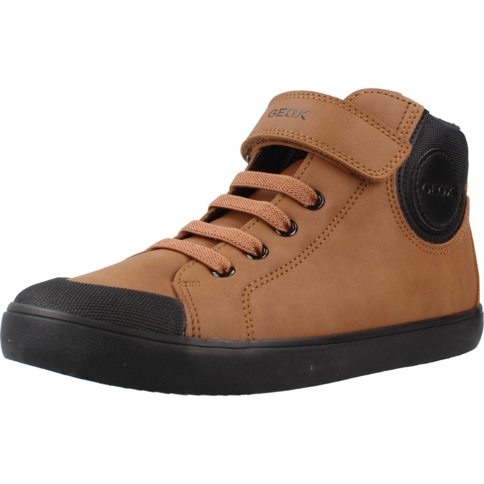 Zapatillas Niño de la marca GEOX  modelo J GISLI MARRON CLARO