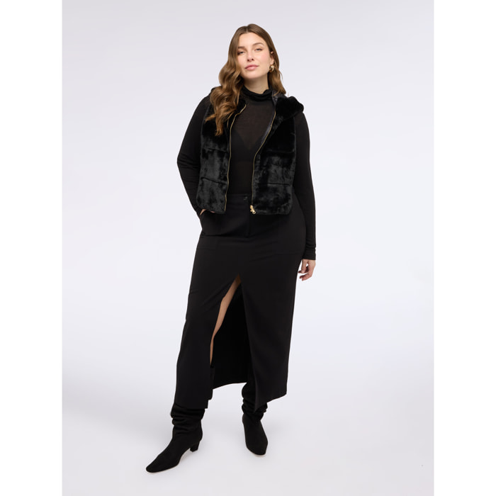 Fiorella Rubino - Pechera acolchada con capucha de peluche - Negro
