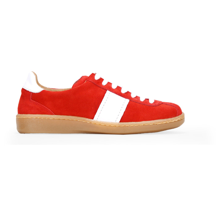 Zapatillas rojas en piel con suela caramelo