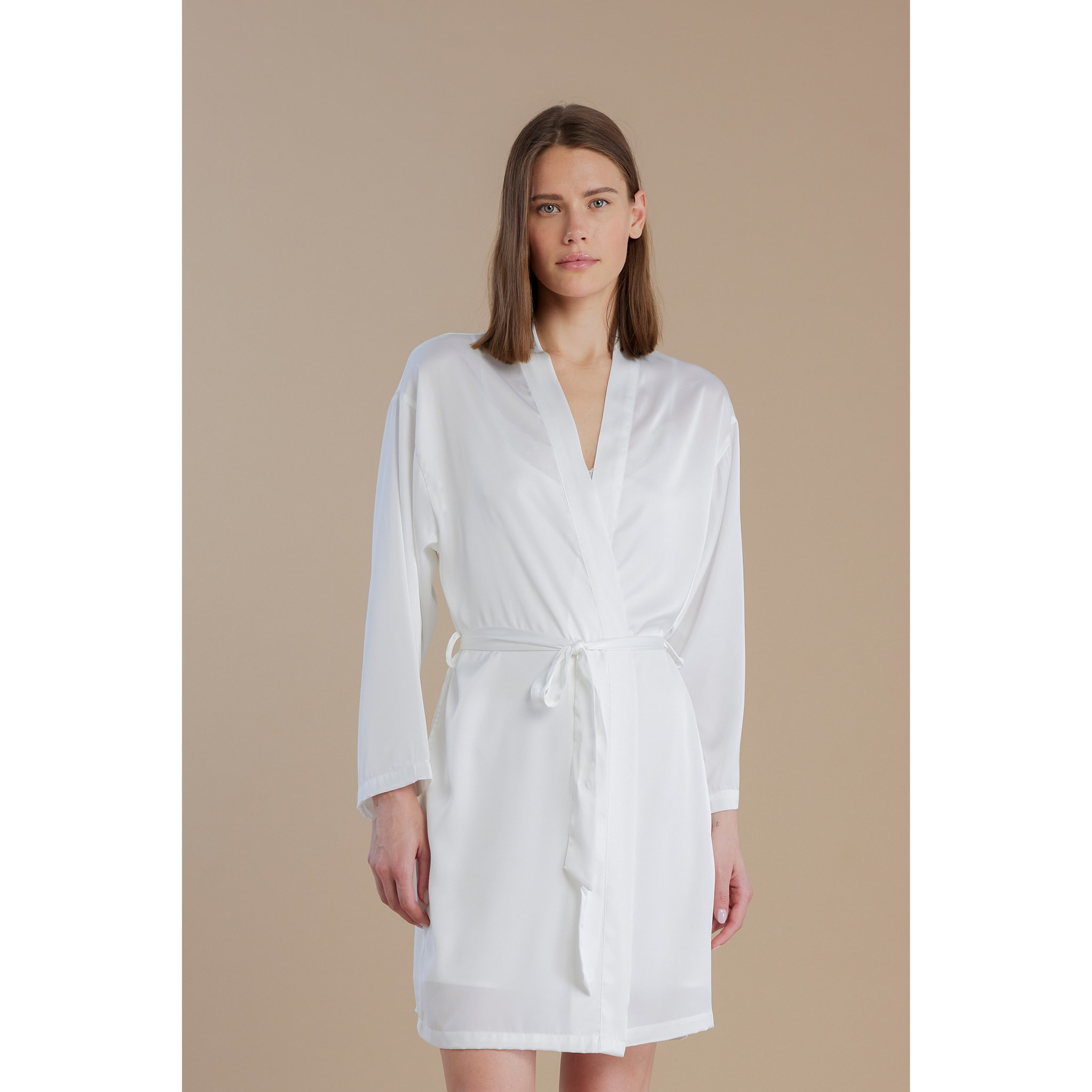 Vestaglia in raso con maniche lunghe e cintura articolo pleasure Noidinotte