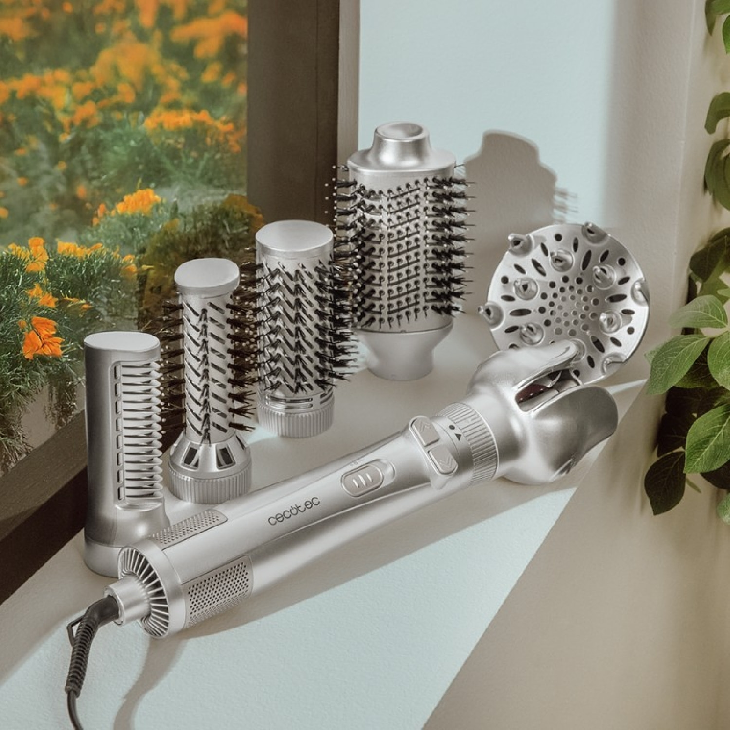 Cecotec Brosse soufflante CeramicCare 6in1 Gyro