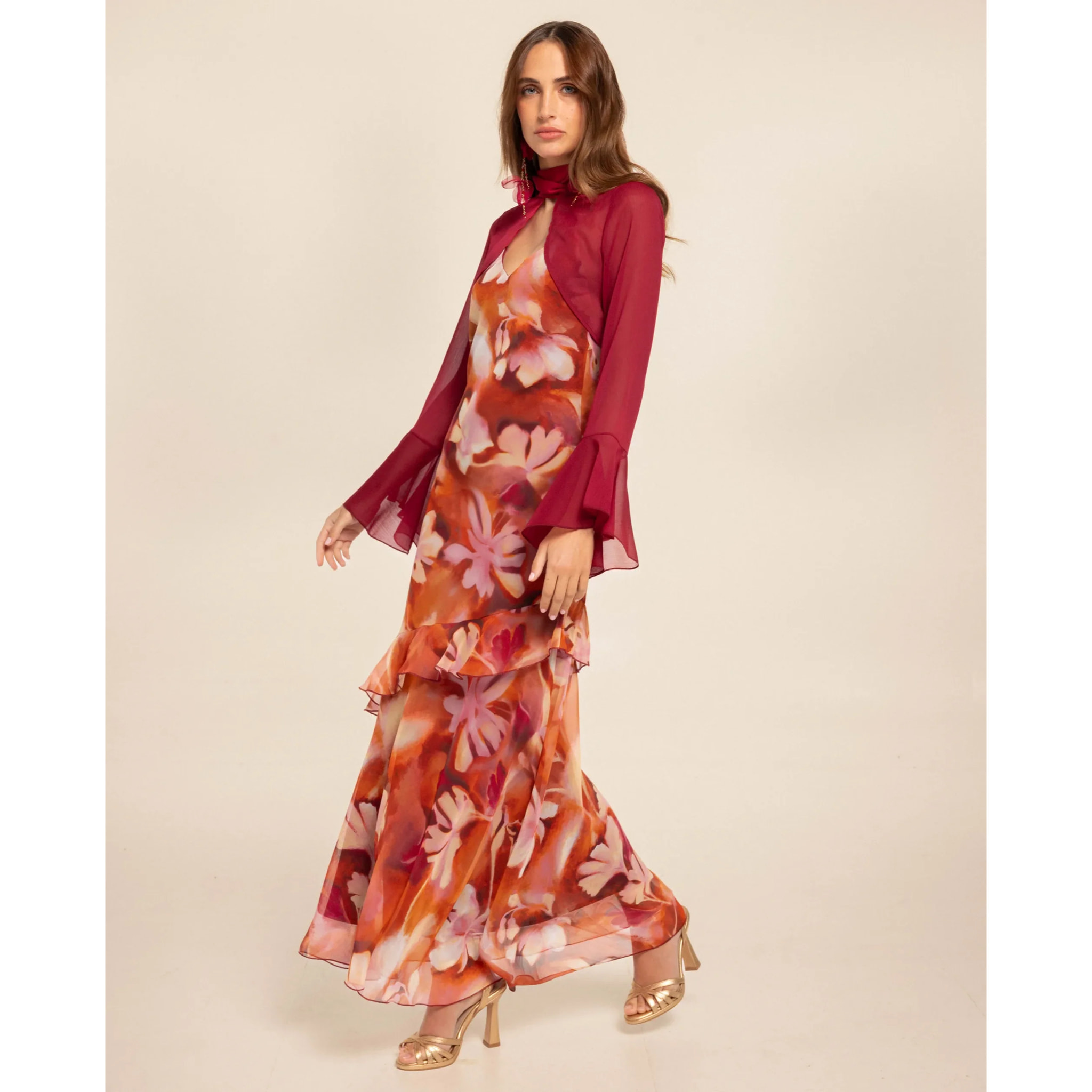 Vestido midi con volantes y estampado floral