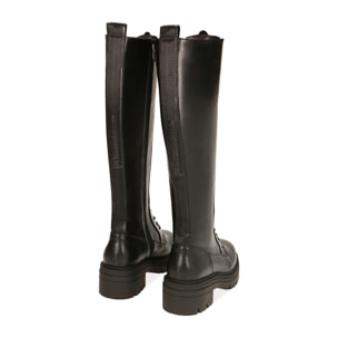 Anfibios negros, tacón de 6 cm.