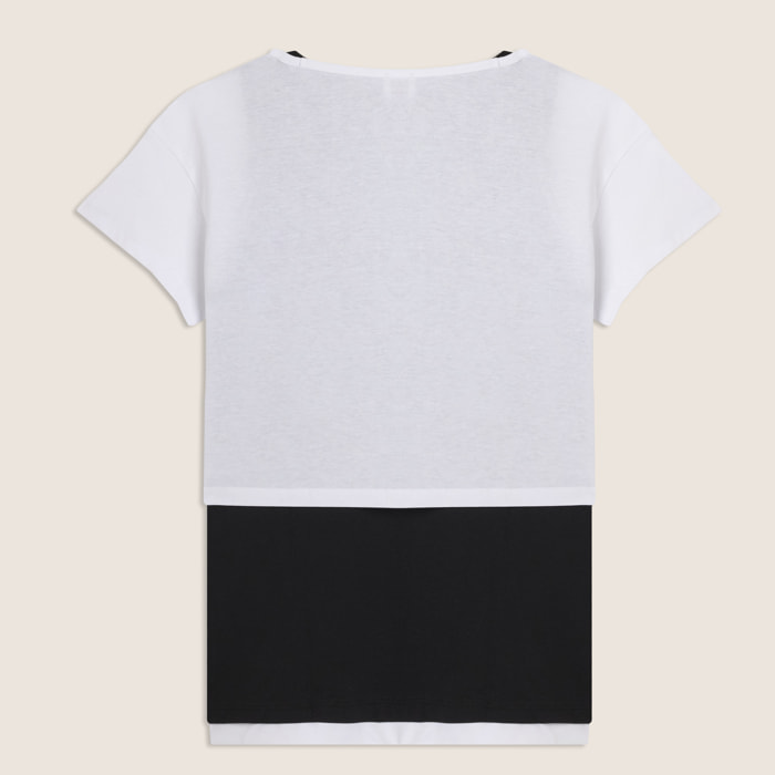 Completo t-shirt cropped e canotta con stampa perlata