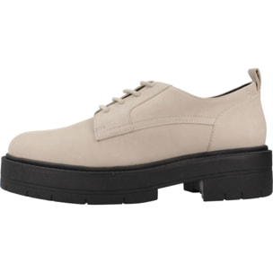 Bluchers Mujer de la marca GEOX  modelo D SPHERICA EC7 BEIS