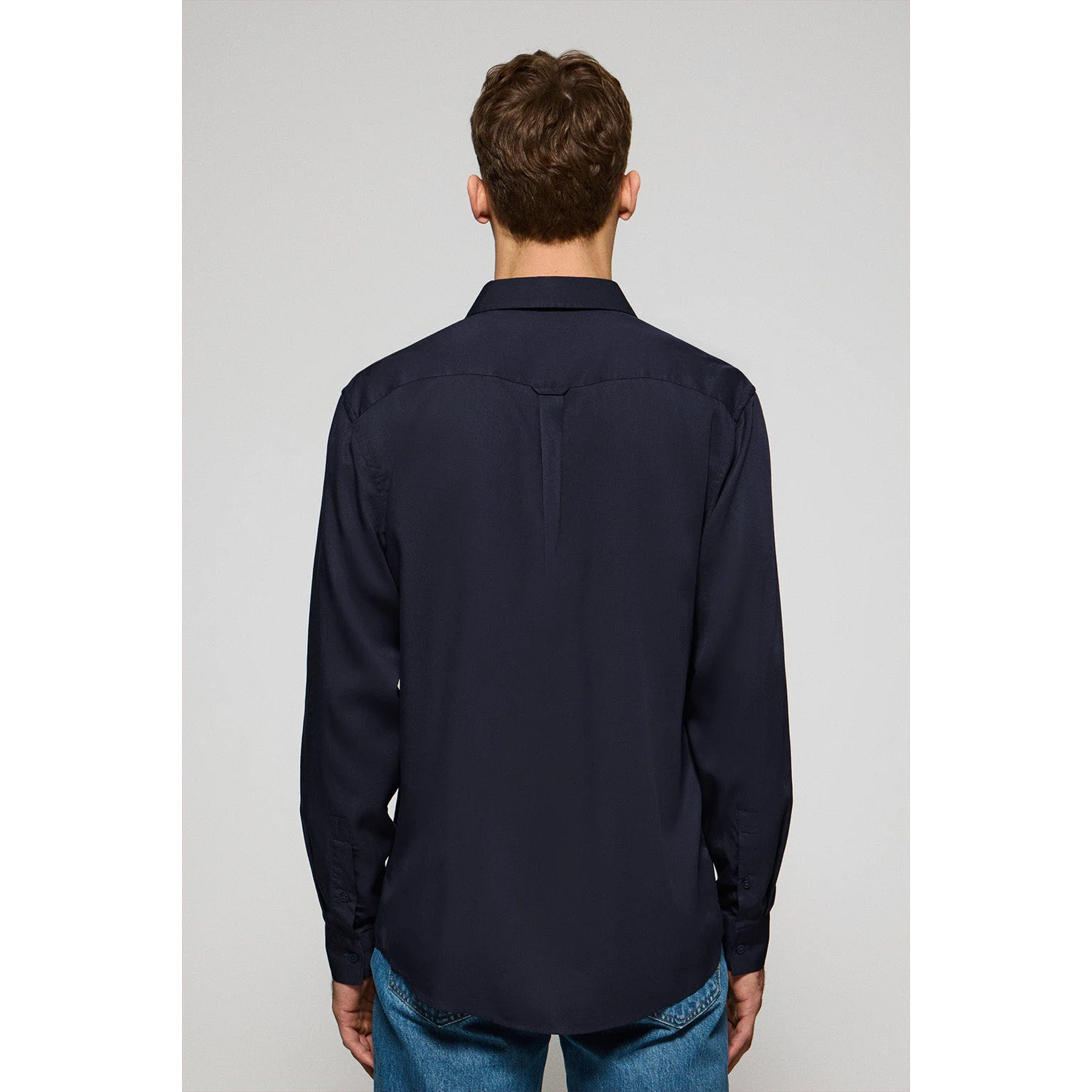 Camisa Franklin azul marino con bolsillos regular fit