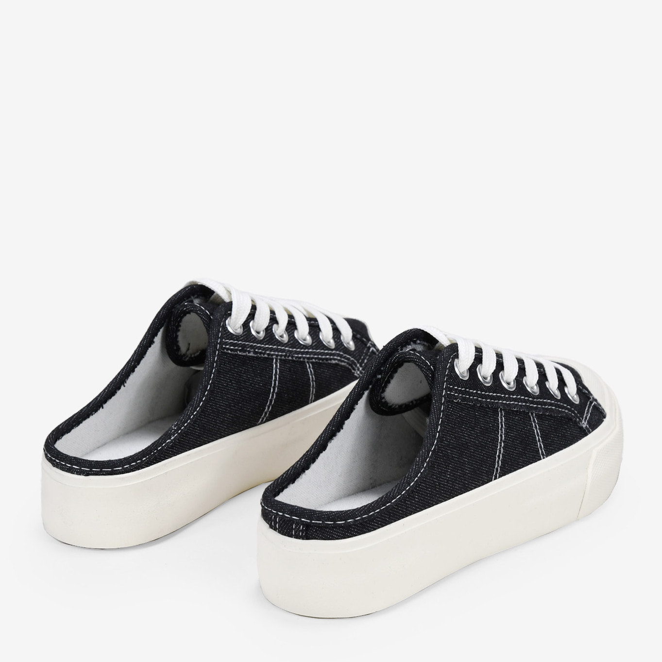 Zapatillas destalonadas negras denim con cordones