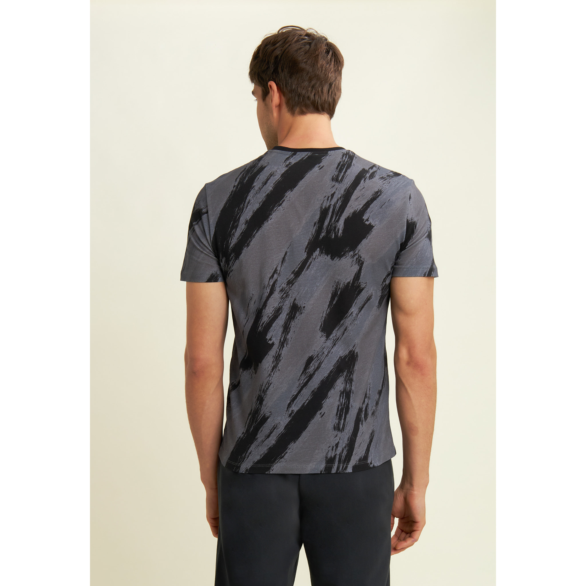 T-shirt stampata effetto pennellata in cotone