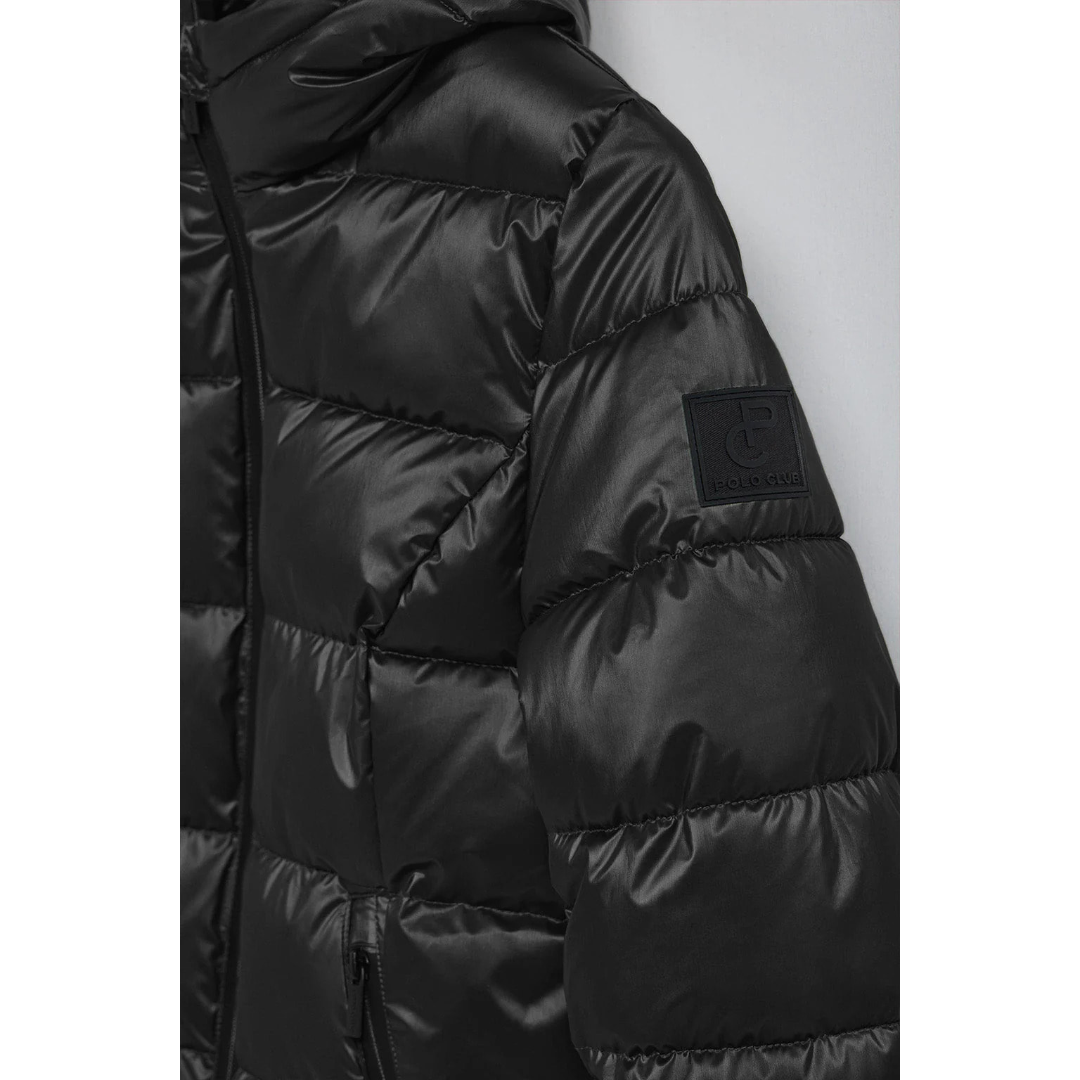 Giacca effetto lucido nera Snow con cappuccio fisso e dettagli Polo Club