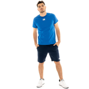Completo set da uomo composto da t-shirt e pantaloncini Leone Basic