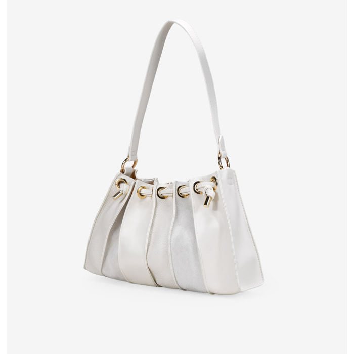 Bolso de hombro beige plisado con cierre imán