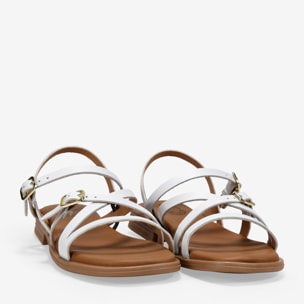 Sandalias planas blancas en piel  con doble hebilla