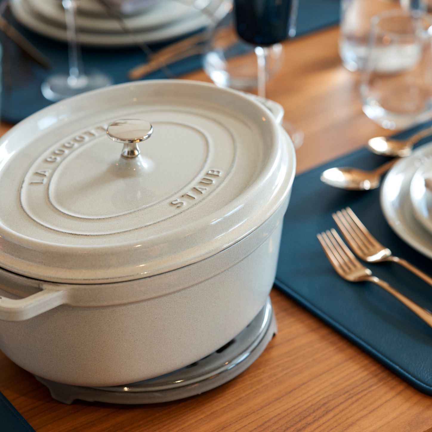 Cocotte ovale 37 cm Truffe blanche