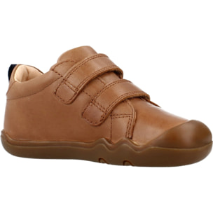 Respetuoso Niño de la marca GEOX  modelo B STEPPIEUP BOY MARRON