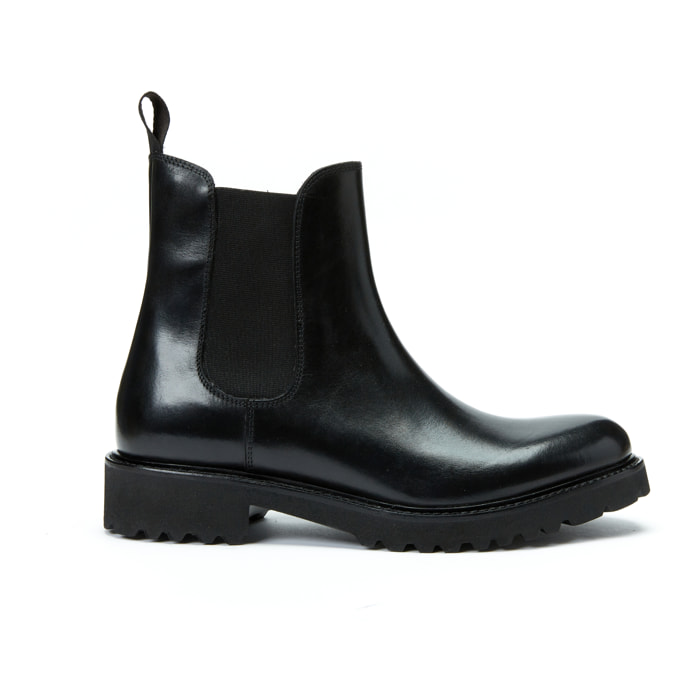 Chelsea Boot British Passport Nero