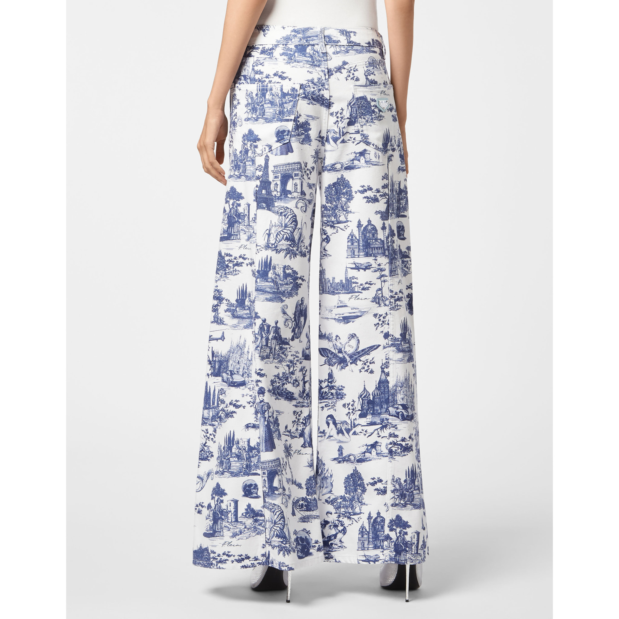 PHILIPP PLEIN Denim Shorts EN PLEIN AIR