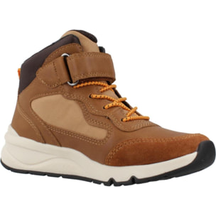 Zapatillas Niño de la marca GEOX  modelo J ROONER MARRON