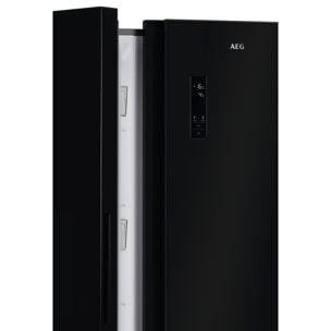 AEG Frigorífico americano de libre instalación Serie 9000 MultiChill de 177 cm TX6MR531EE