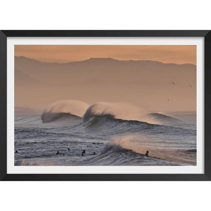 Affiche photo plage hossegor mouettes au pic Affiche + cadre en bois - Noir