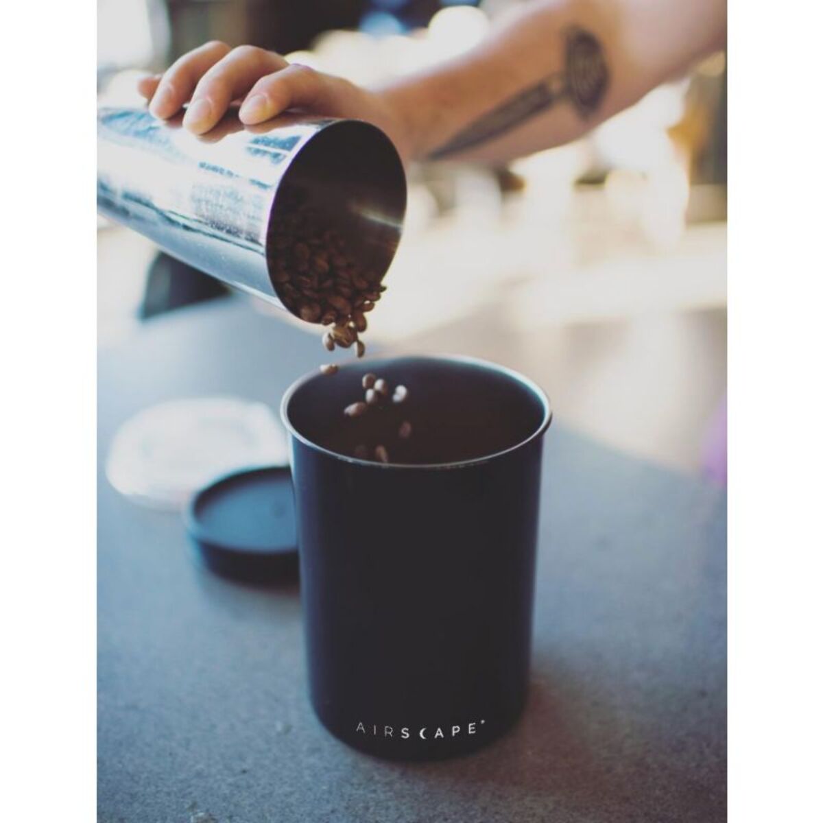 Boite à café AIRSCAPE métal 500gr Noir mat