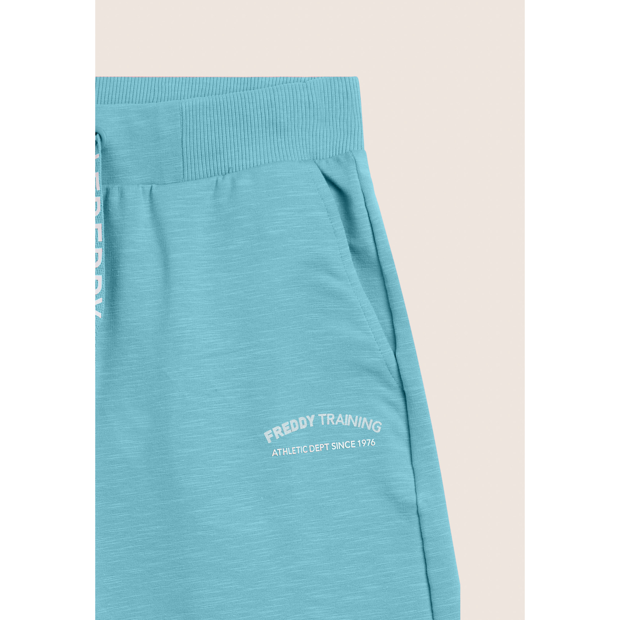 Pantaloni Corti con Spacchi Laterali in Tessuto Fiammato