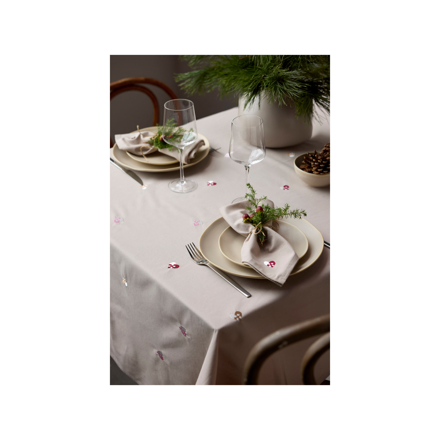 Serviettes en tissu Coeurs de Noël brodés 4 pièces