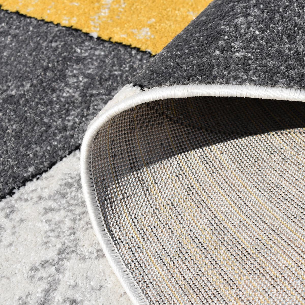 Tapis salon et chambre tissé motif géométrique BOCI