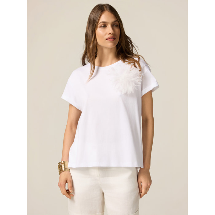 Oltre - T-shirt con spilla a fiore - Bianco