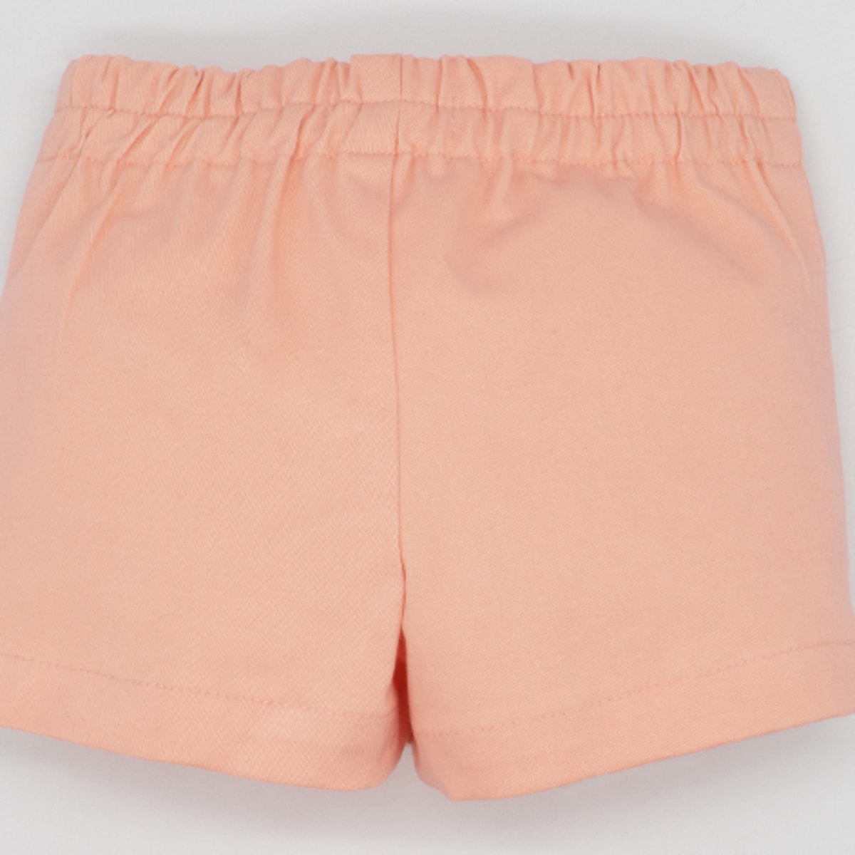 BERMUDA SARGA MANDARINA FORRO RAYAS BOTON MADERA