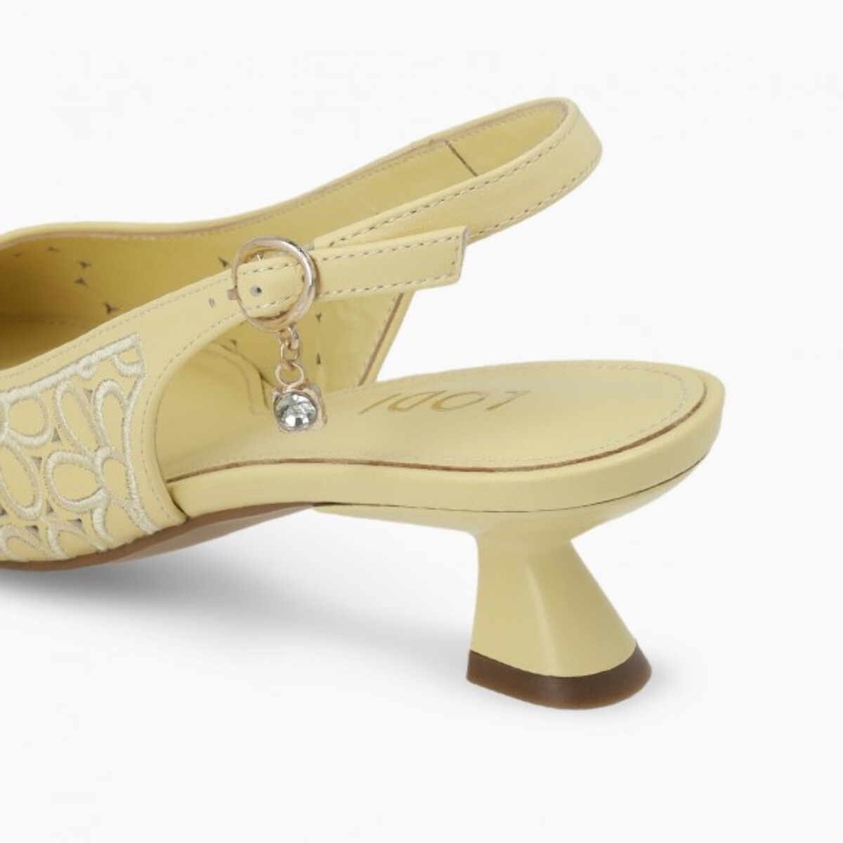ZAPATOS DE SALÓN AMARILLOS A-VINA
