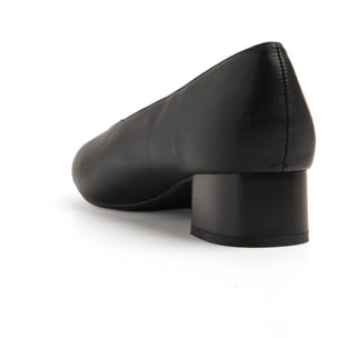 Ballerina con scollo a cuore e tacco 5 cm - NERO